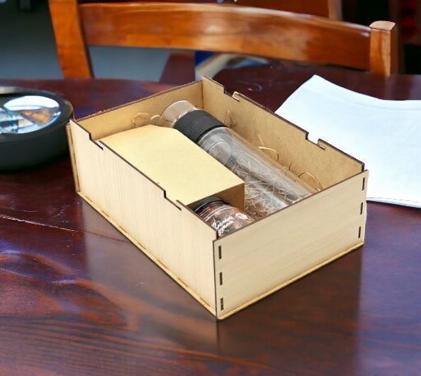 Подарочный набор Миеле / Набор из бутылки Terra c инфьюзером, баночки мёда и зелёного чая в подарочной коробке